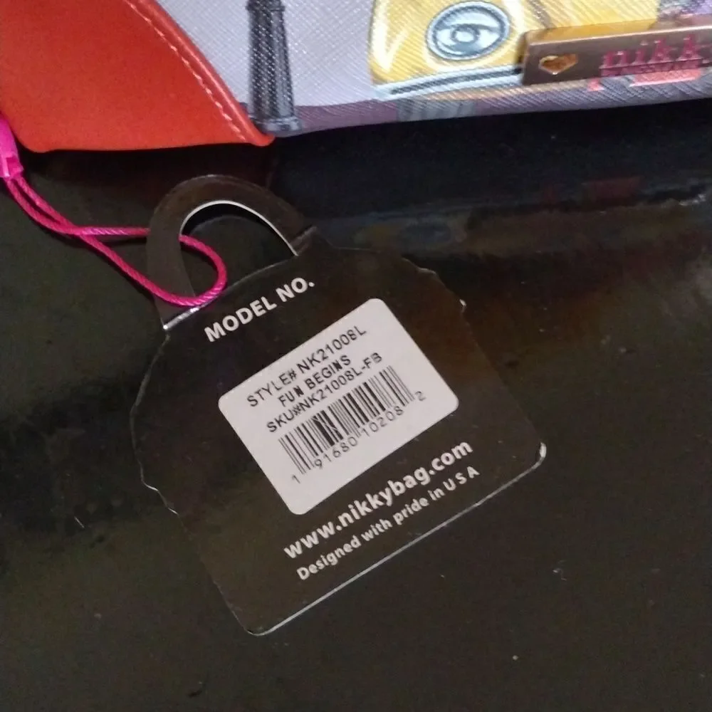 Nikky Pop Generation Fun‎ Begins XL Vegan Travel Makeup Case NWT